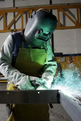 Taller-de-reparaciones-276x410 Taller-de-reparaciones-276x410